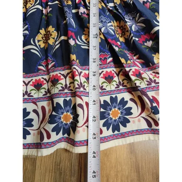 Untuckit Flora Dress Women's Size M EUC Cottage Bohemian Navy Floral - Picture 13 of 13